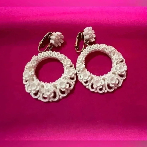 Vintage Boho Bracelet & Clip-on Earring Set-Excellent Condition. - Picture 5 of 9